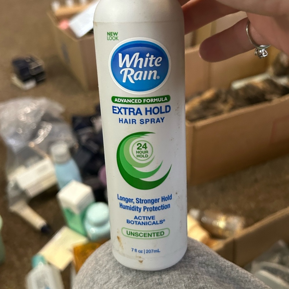 White Rain Advanced Formula Extra Hold Hair Spray